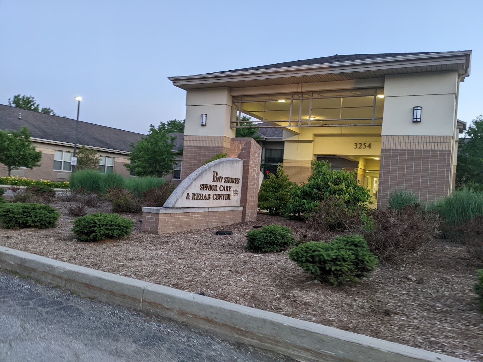 Bay Shores Senior Care & Rehab Center