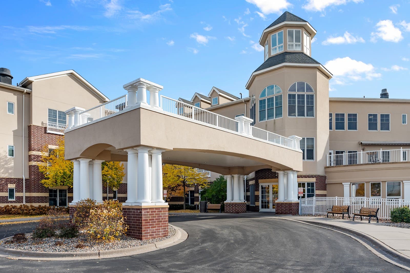 Gables Of Boutwells Landing