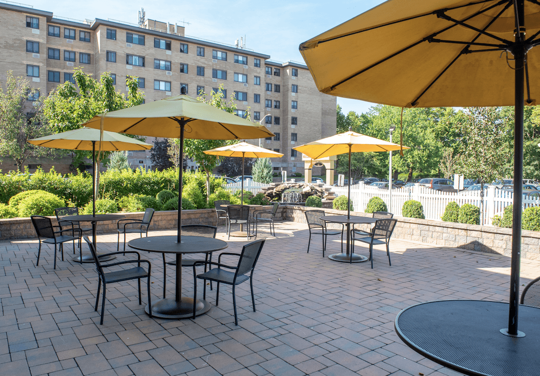 The Grand Pavilion For Rhb & Nrsg At Rockville Ctr