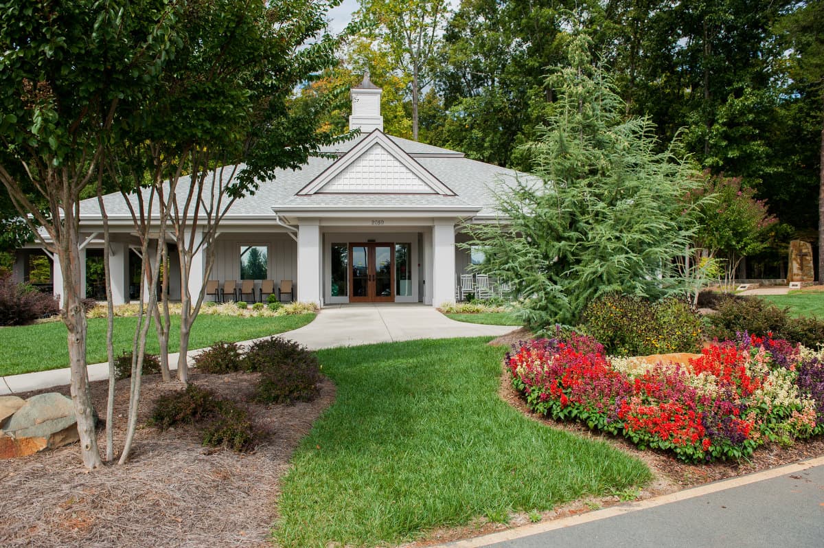 Twin Lakes Community
