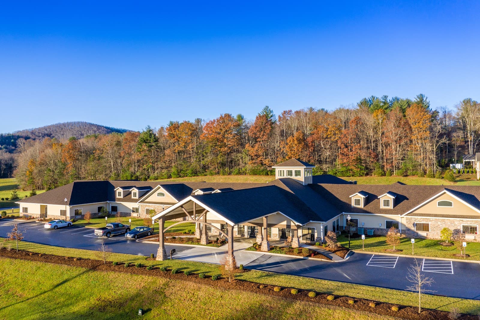 The Lodge At Mills River