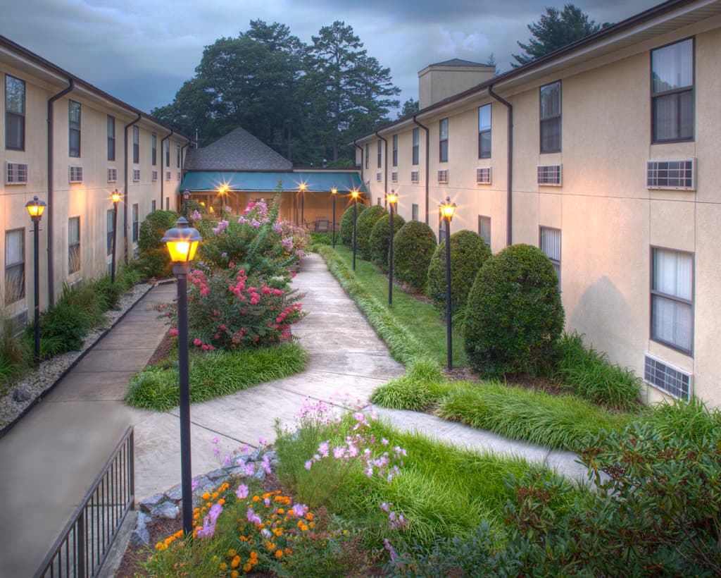 The Laurels Of Summit Ridge