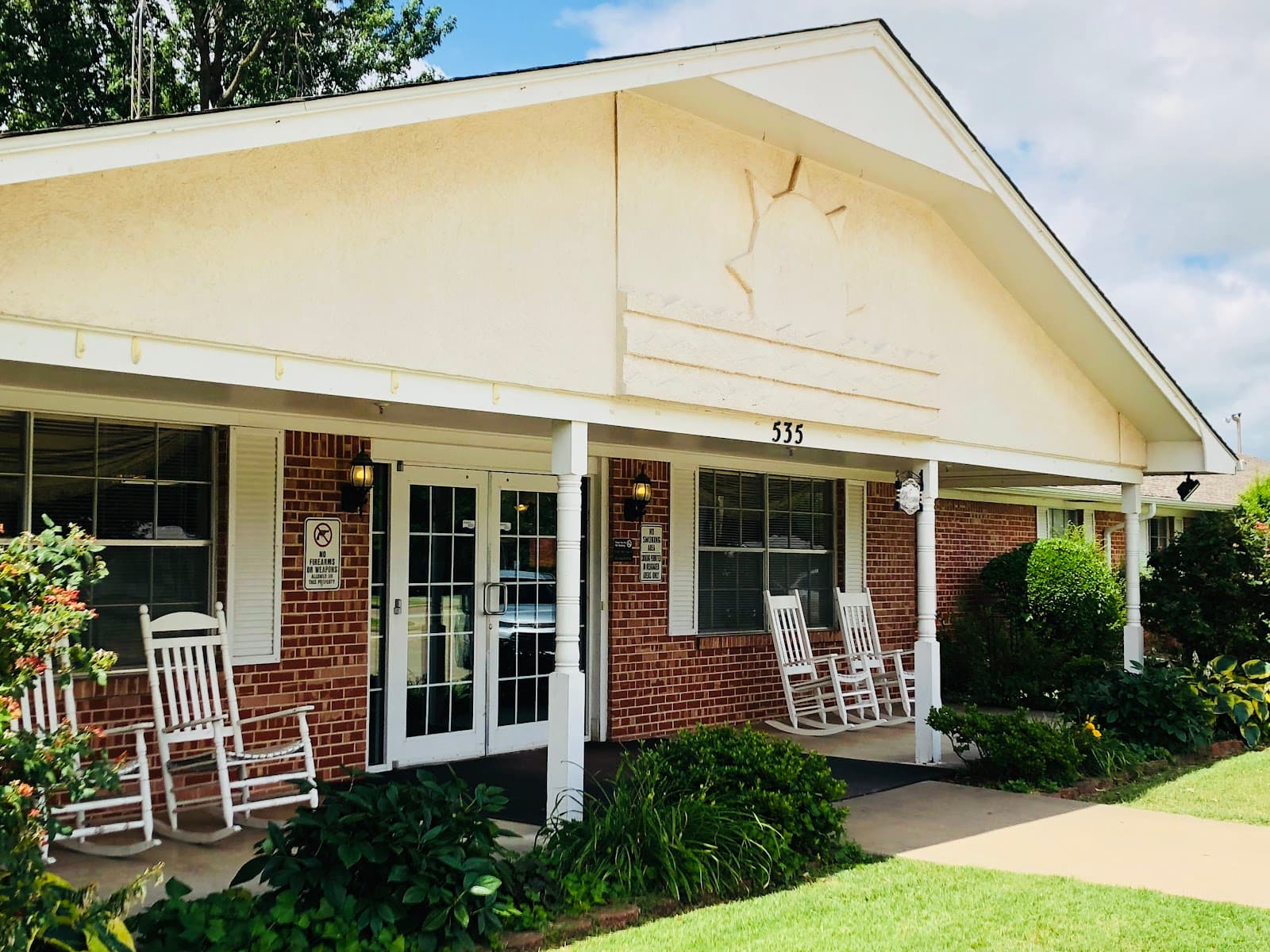 Shawnee Colonial Estates Nursing Home