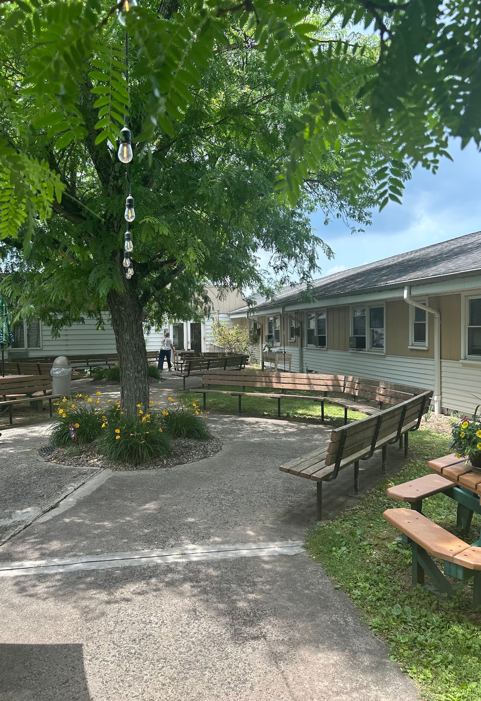 Valley Manor Rehabilitation And Healthcare Center