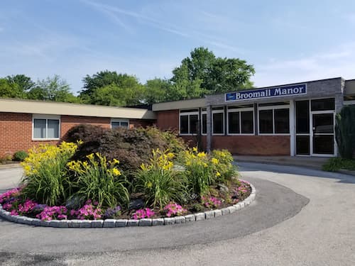 Broomall Manor