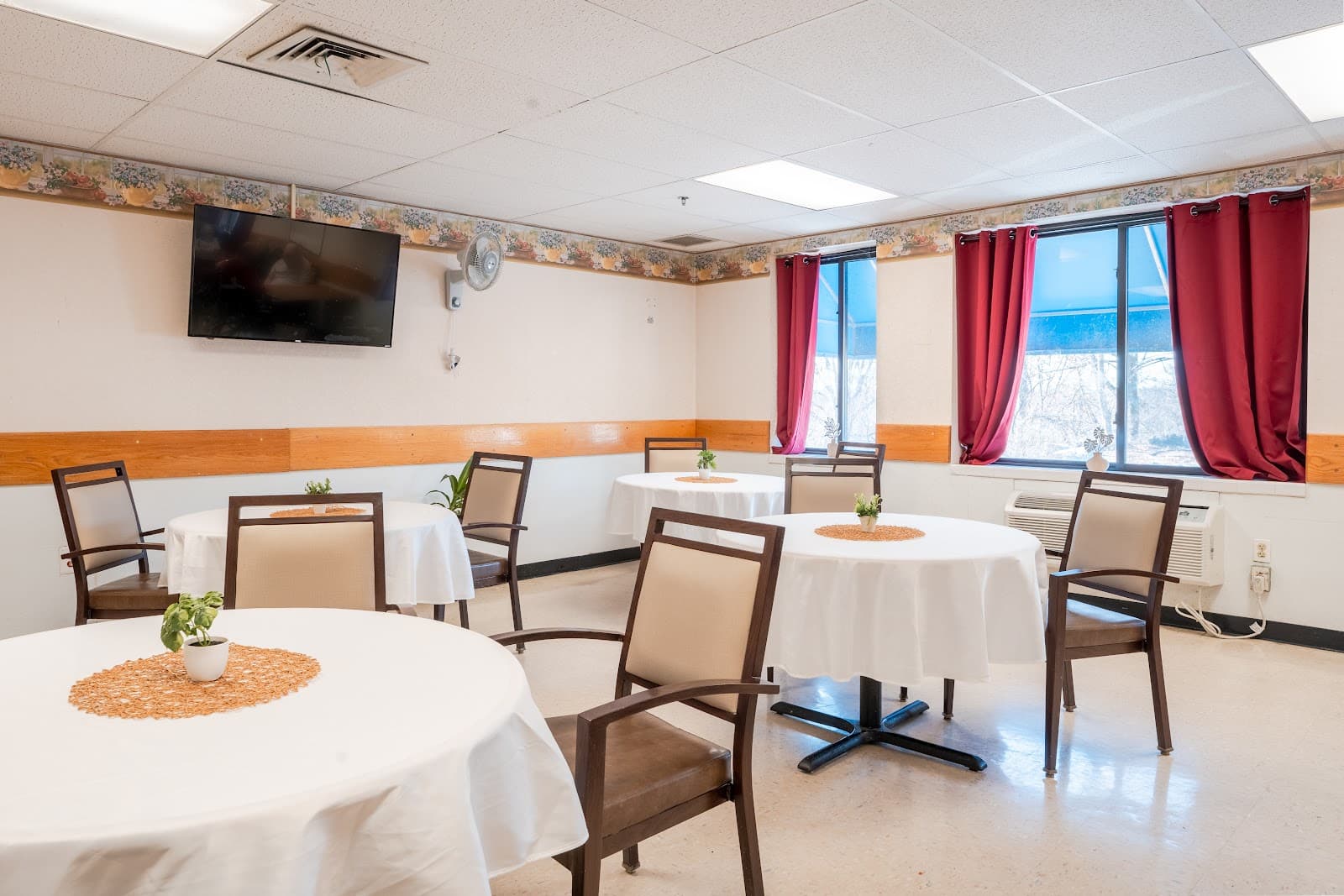 Gardens For Memory Care At Easton, The