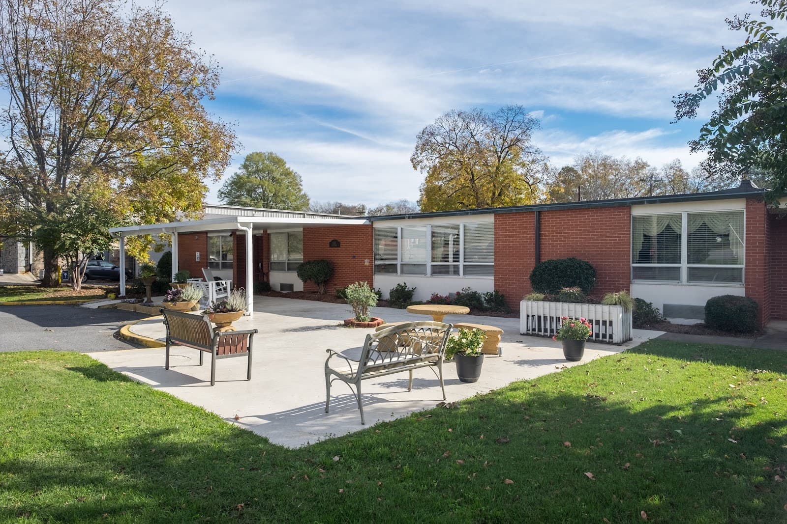 White Oak Manor - York