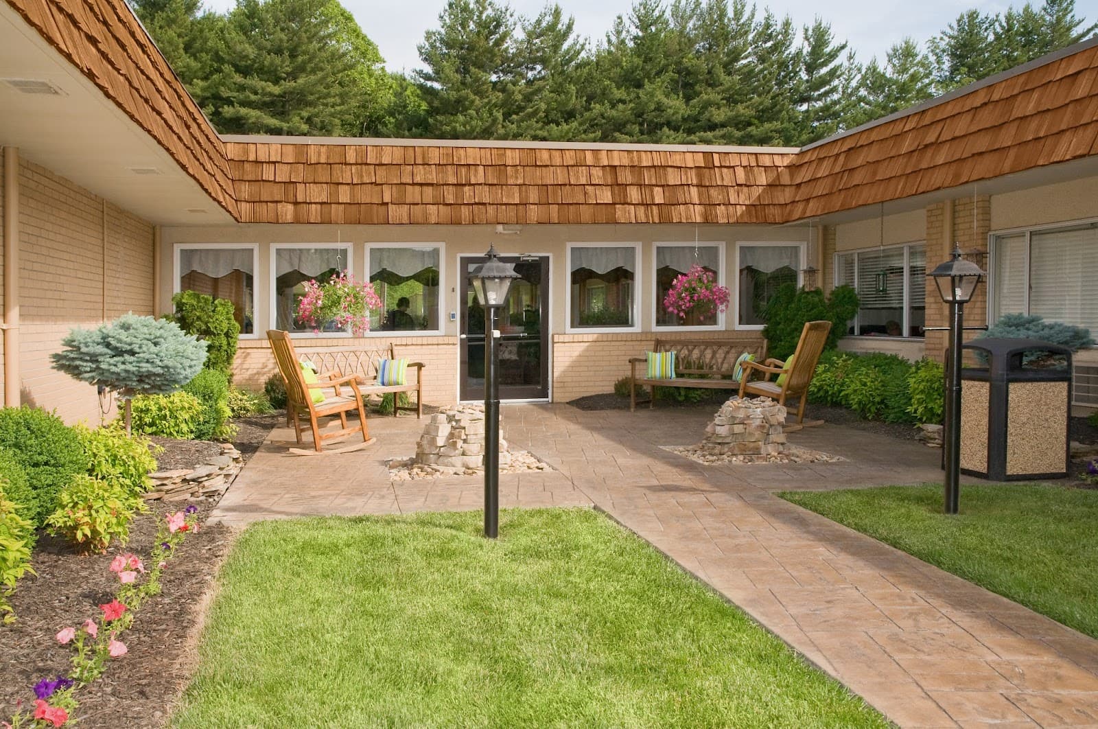 Life Care Center Of Greeneville