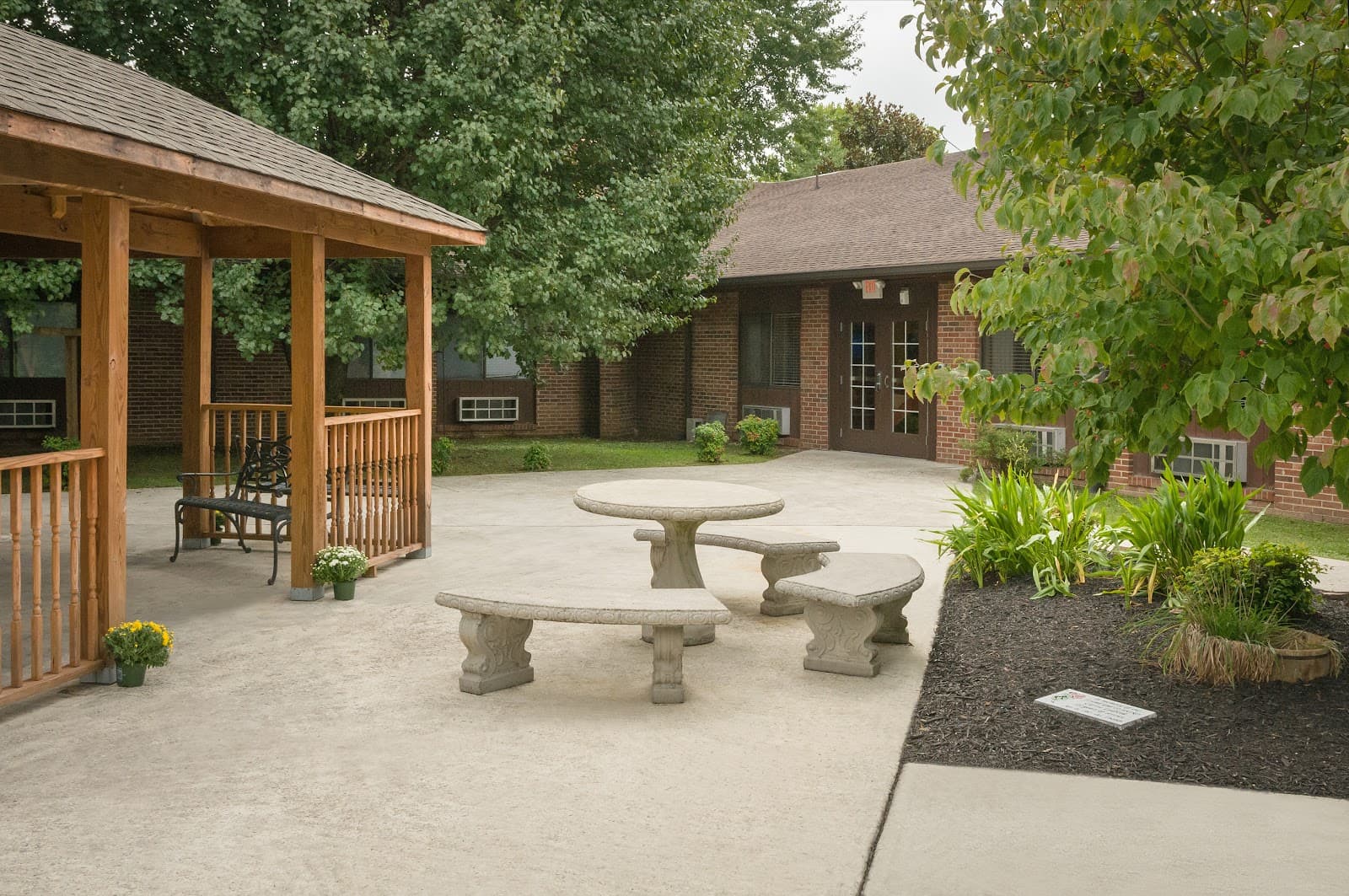 Life Care Center Of Morgan County