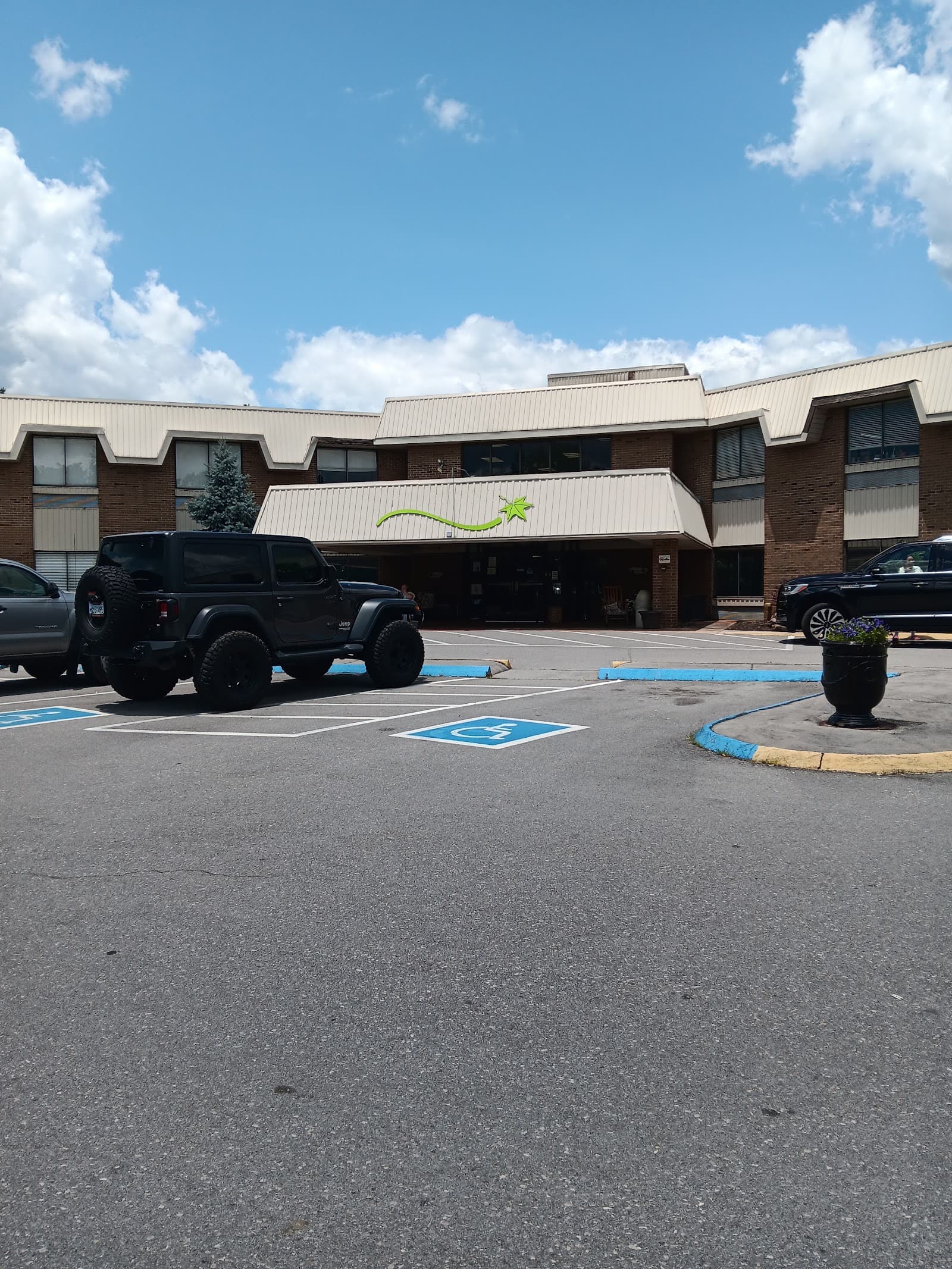 West Hills Health And Rehab - a Hillcrest Healthcare community
