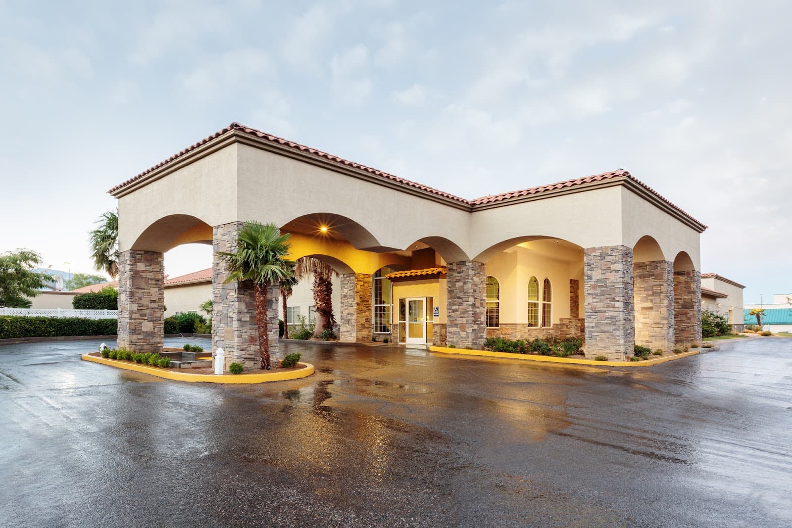 Red Cliffs Health And Rehab