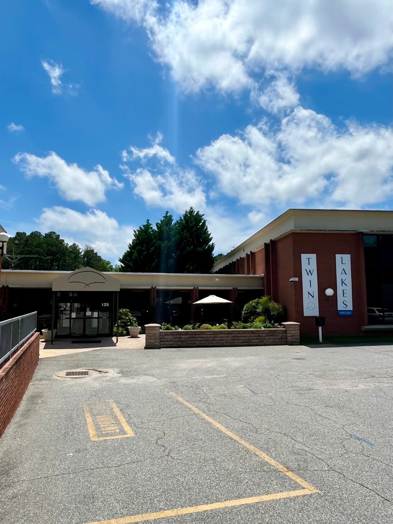 Twin Lakes Rehabilitation And Nursing