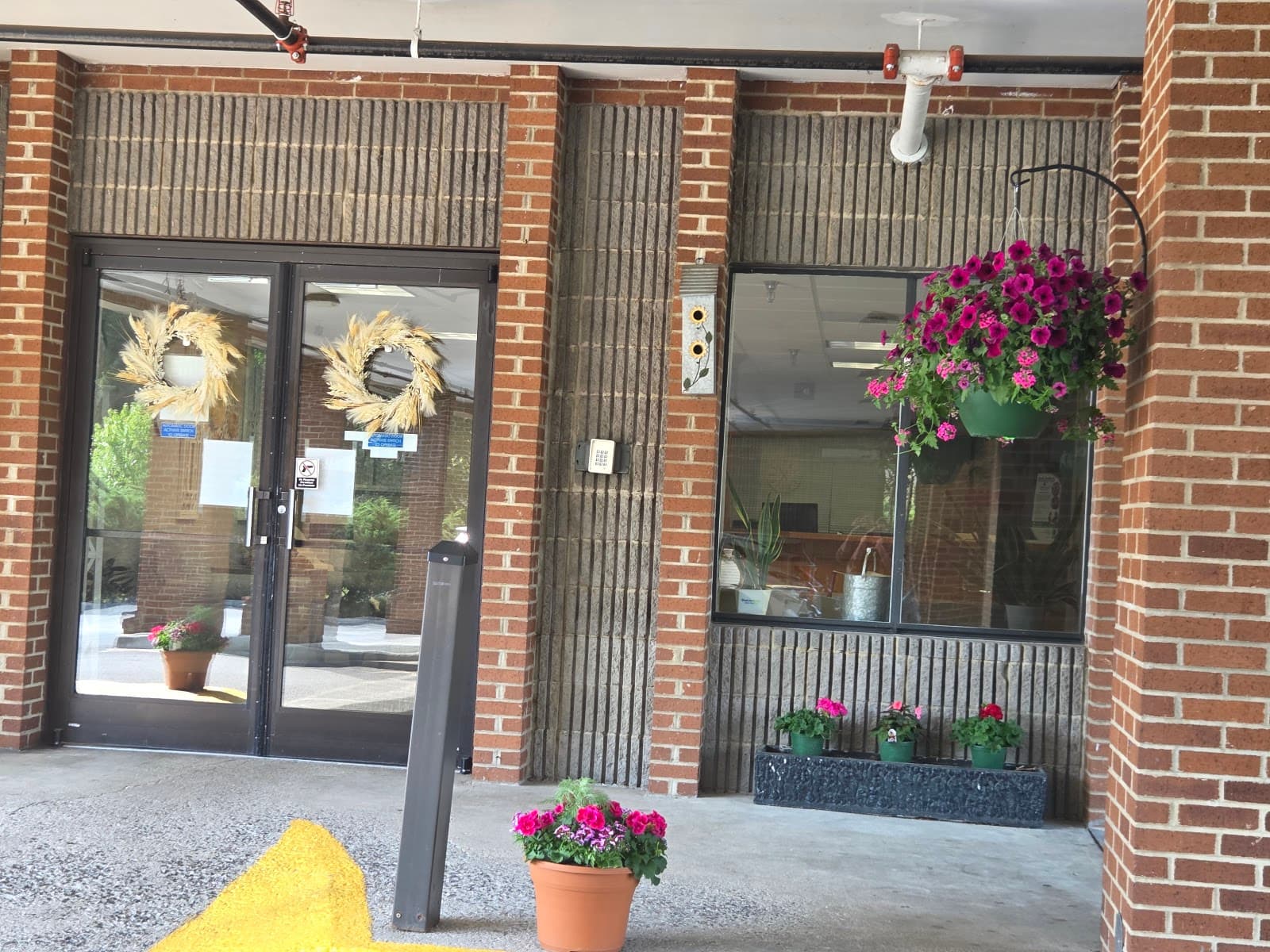 Bland County Nursing & Rehab Center