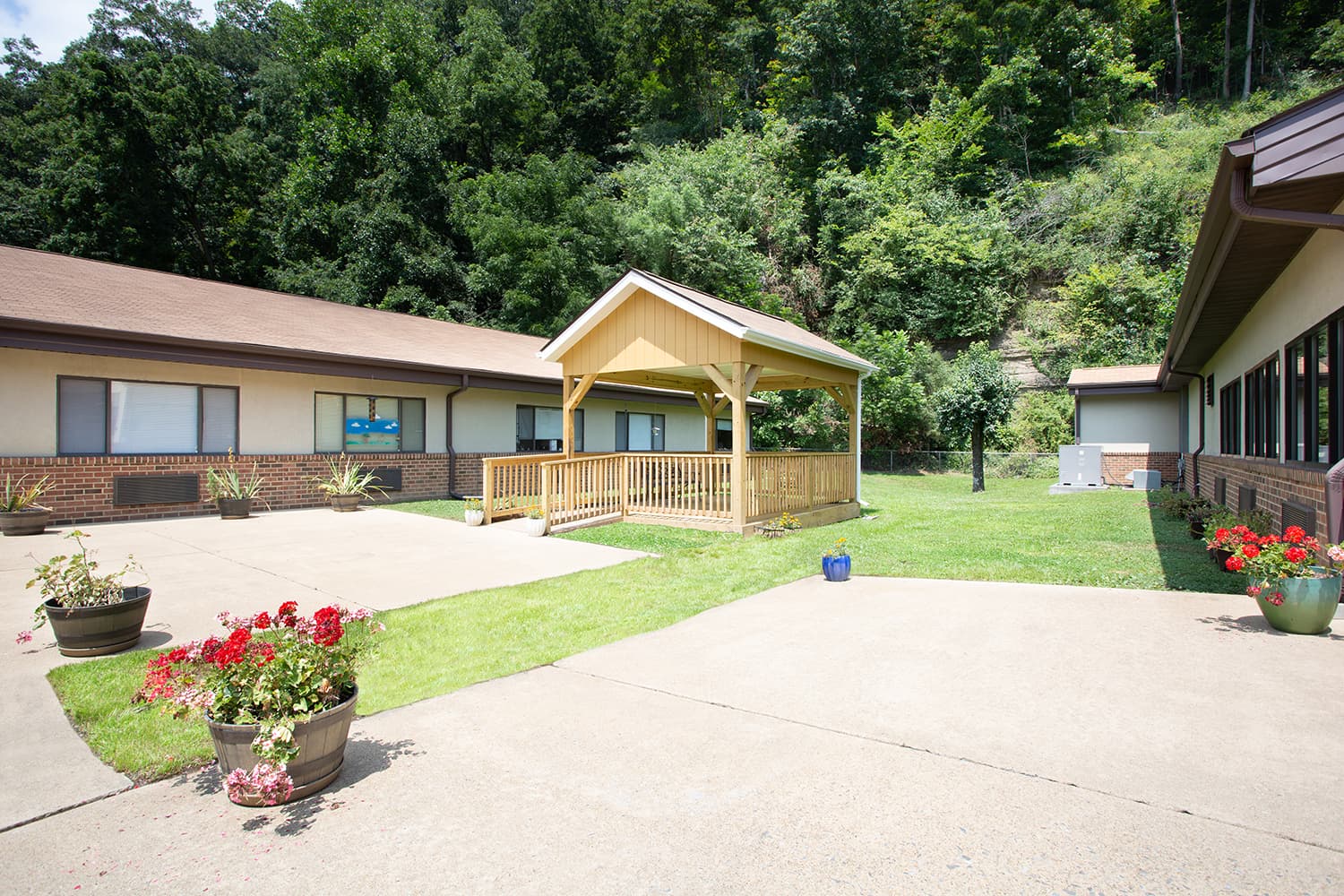 Heritage Hall Grundy
