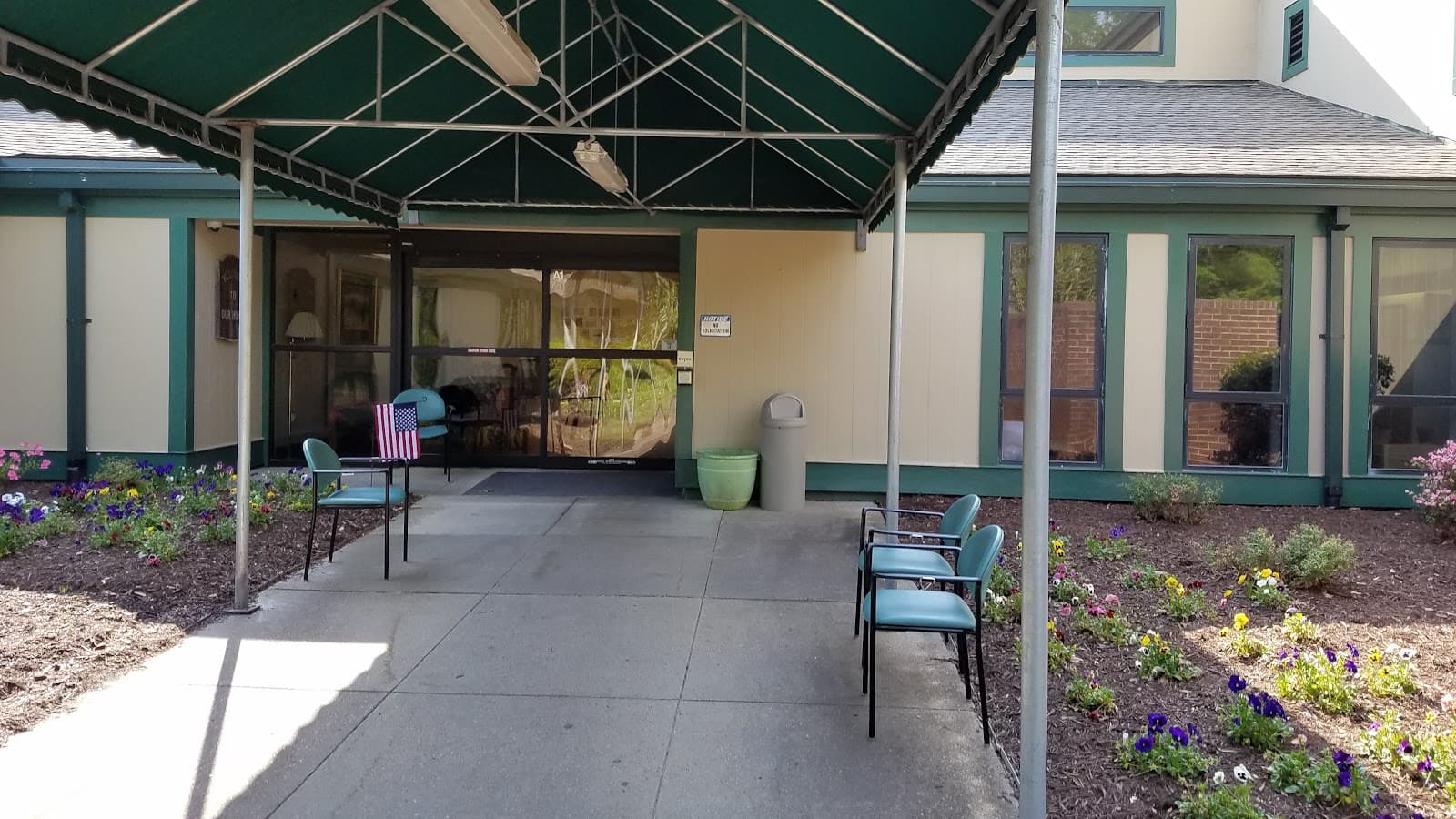 Riverside Lifelong Health & Rehabilitation Salud