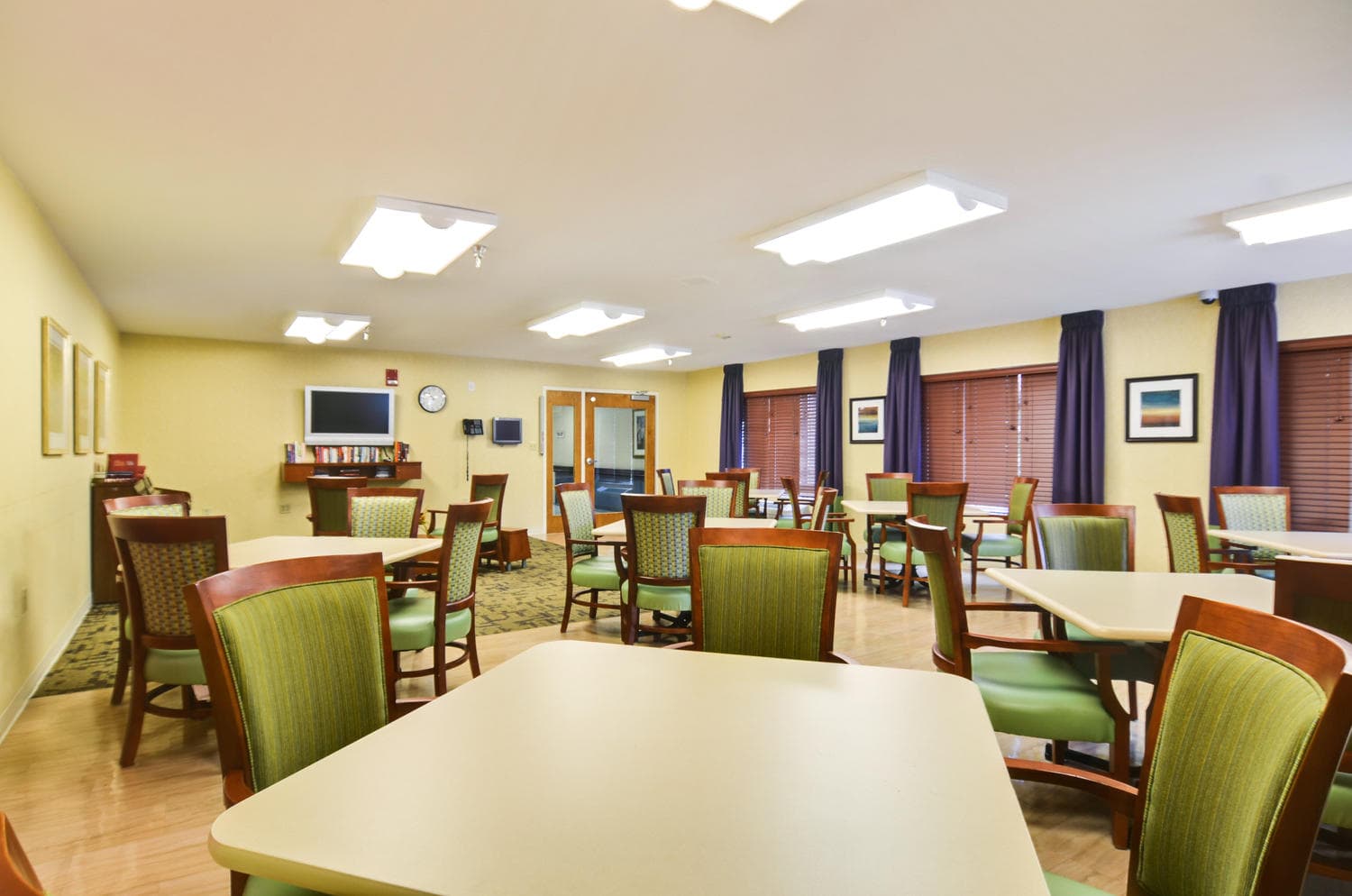 River Oaks Healthcare Center