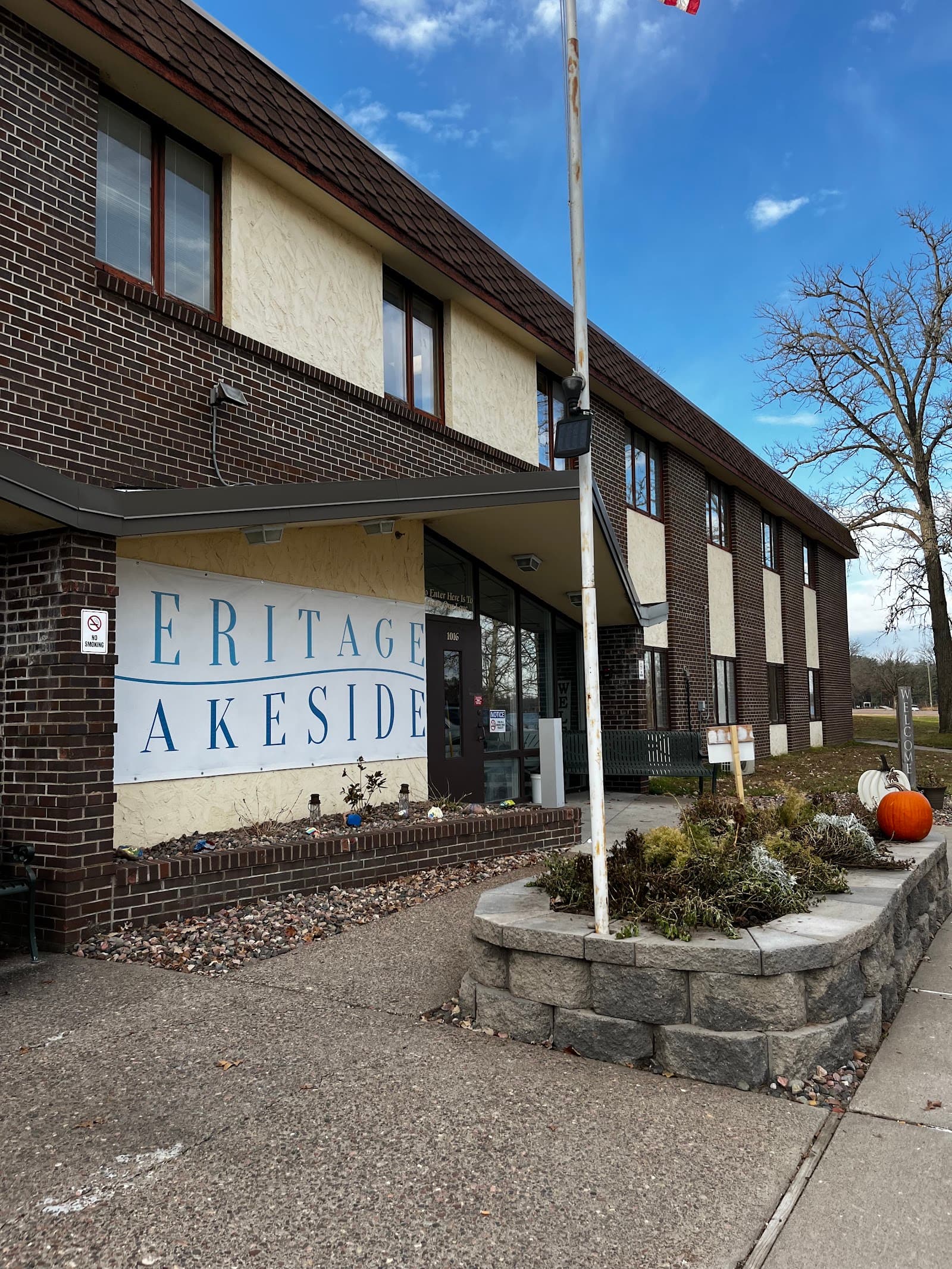 Heritage Lakeside