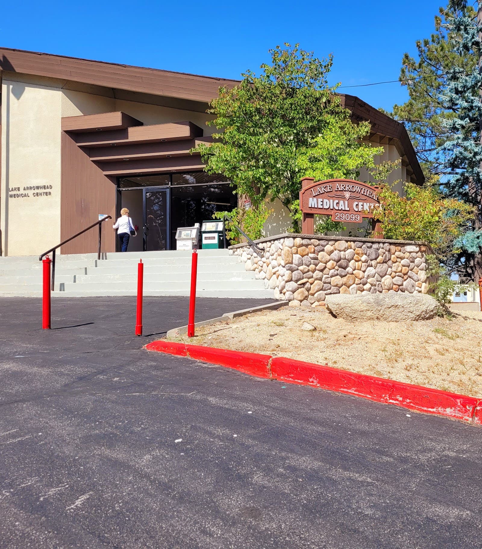 Mountains Community Hosp Dp/Snf