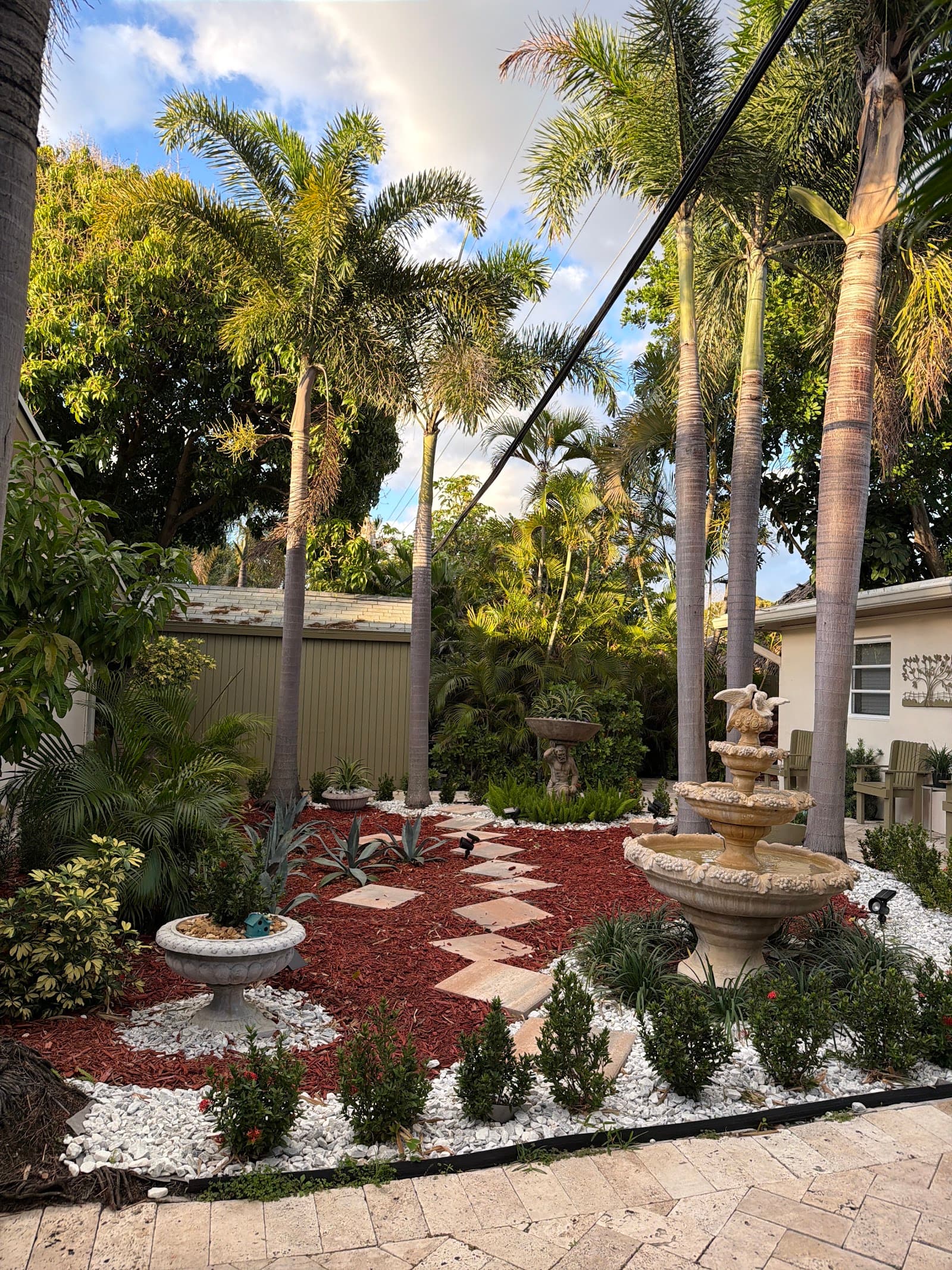 Royal Palm Senior Residence