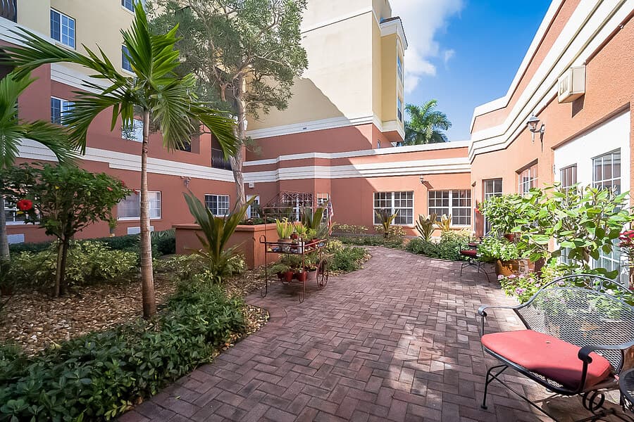 Colliers Assisted Living at Naples