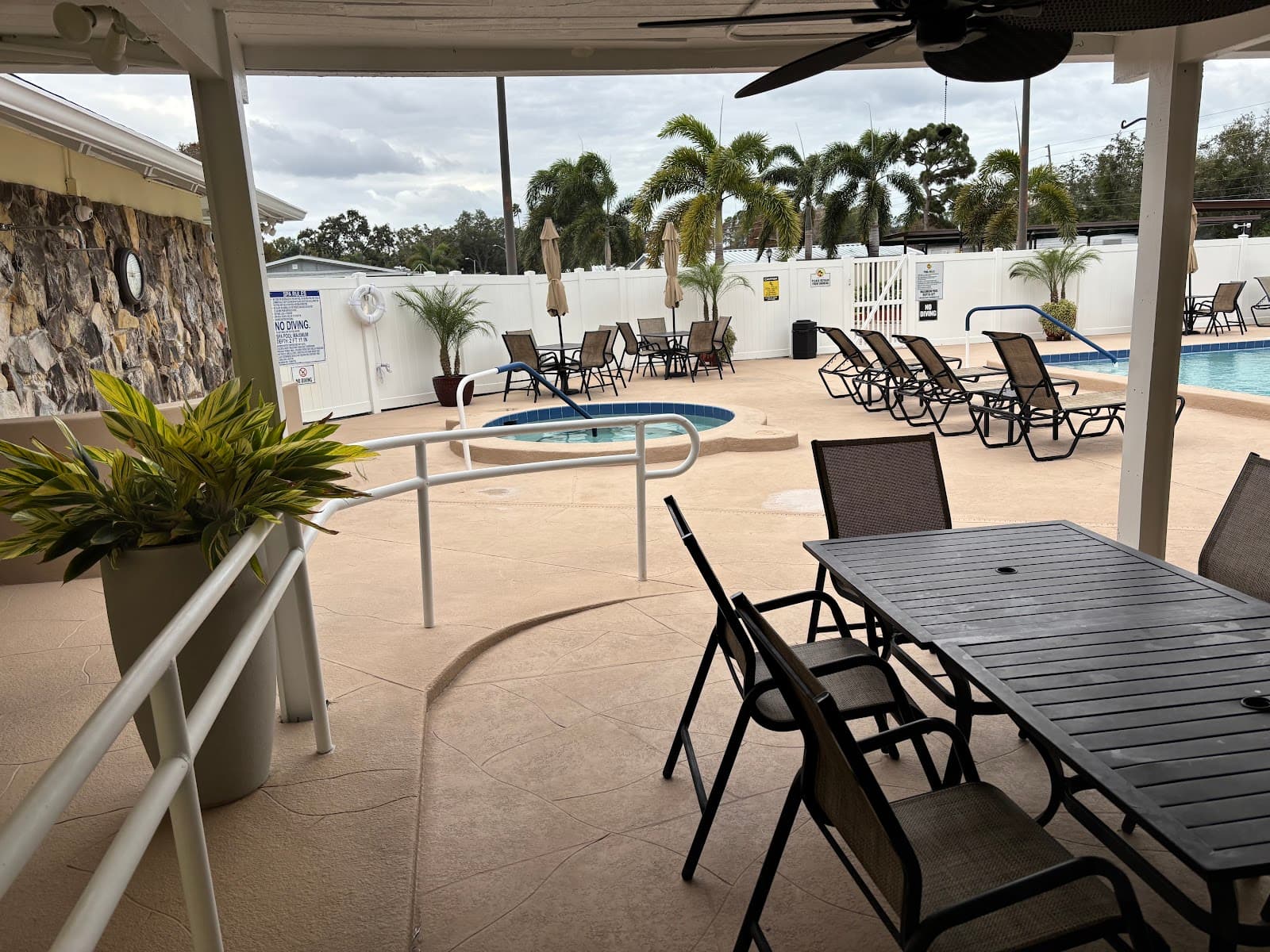 Island in the Sun 55+ Community Clearwater Florida