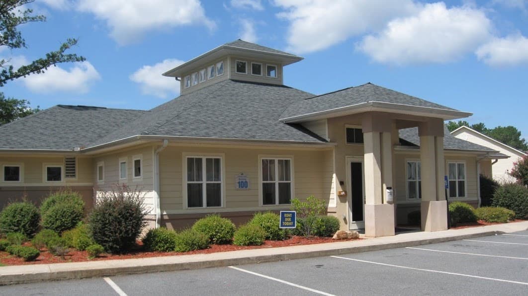 Peachstone Independent Senior Living Apartments 719