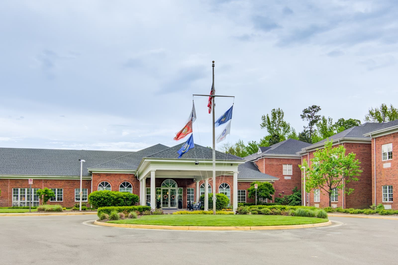 Commonwealth Senior Living at Cedar Manor