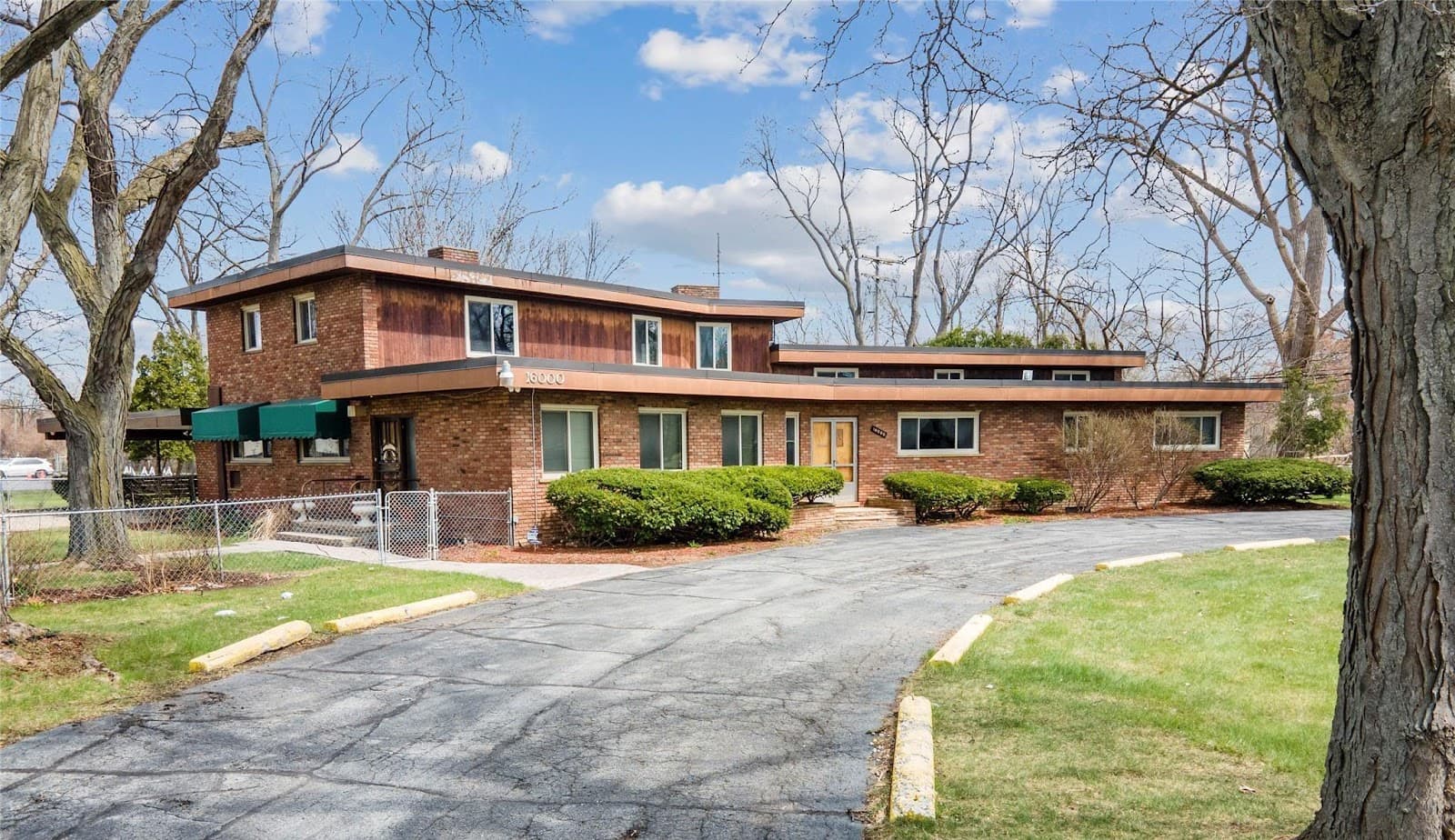 Dream Estates Senior Living - Elder Care Home & Therapies Detroit