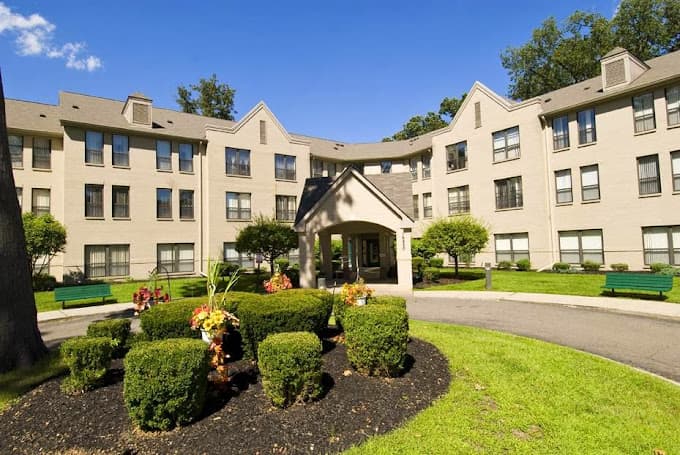McGivney-Bethune Apartments