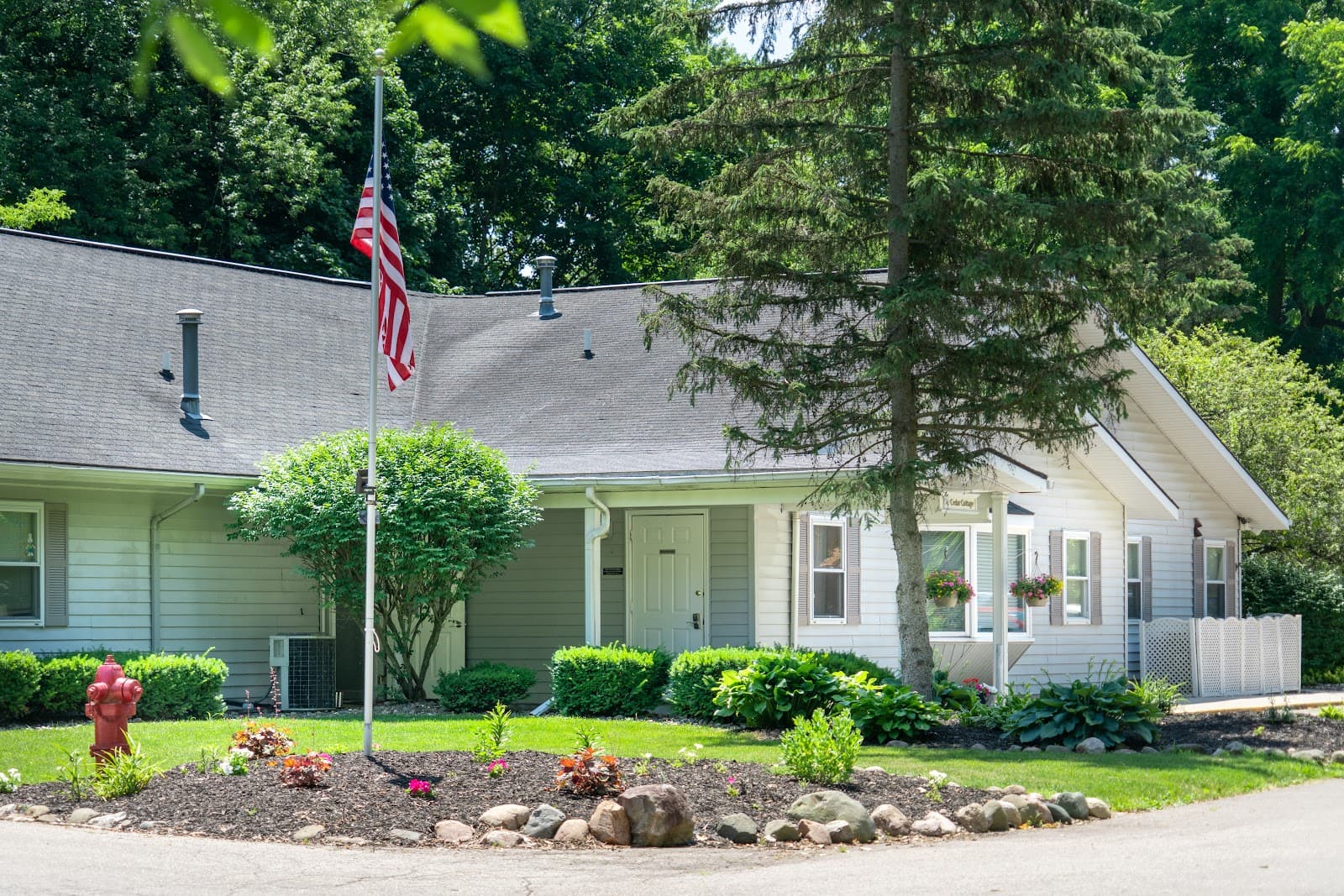 Divine Living Center of Holt