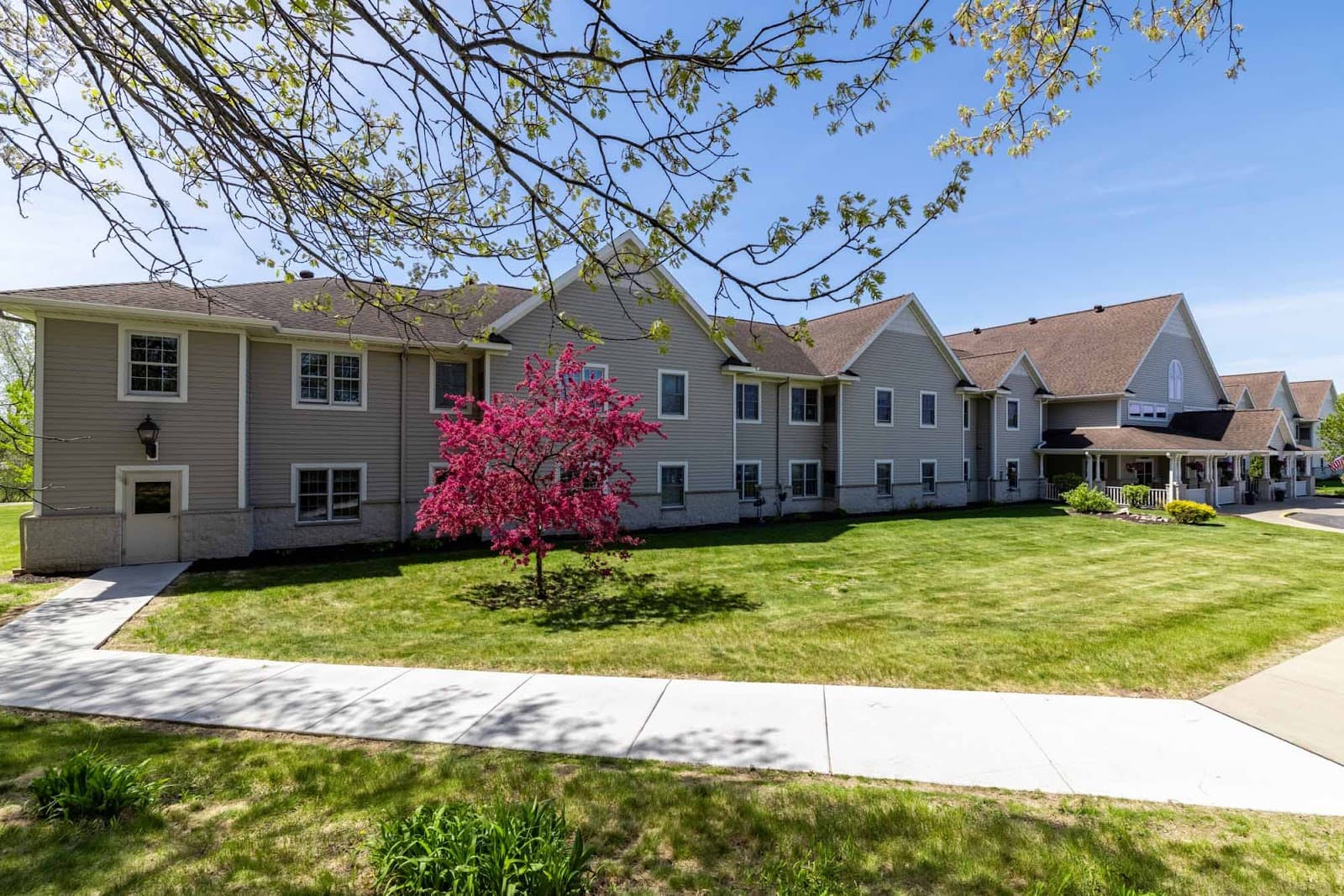 HeatherWood Assisted Living & Memory Care