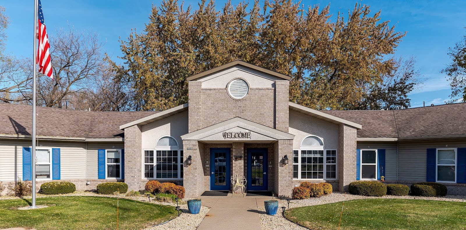Dimensions Living Oshkosh