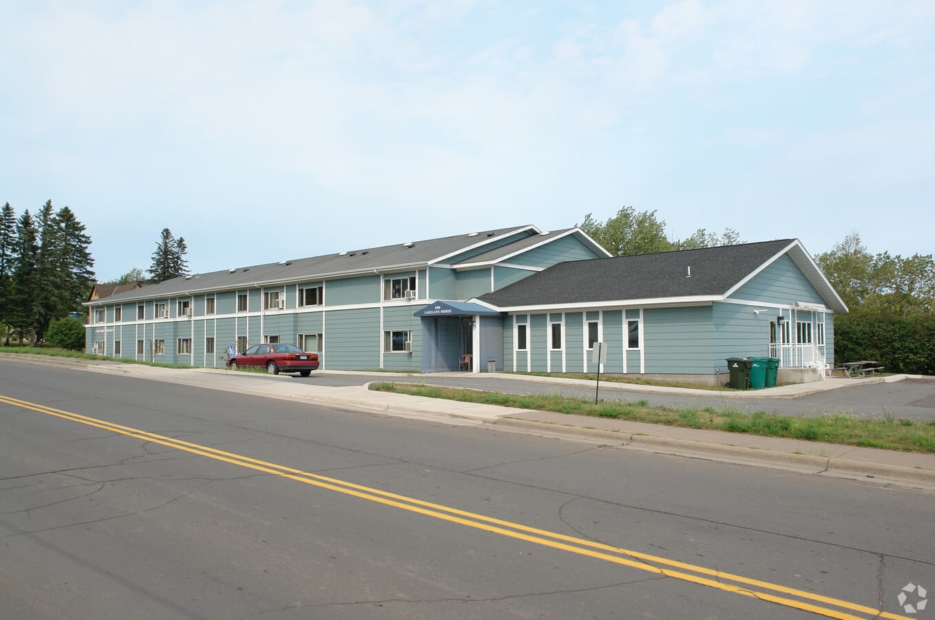 Lakeland Shores Apartments | An Ecumen Living Space
