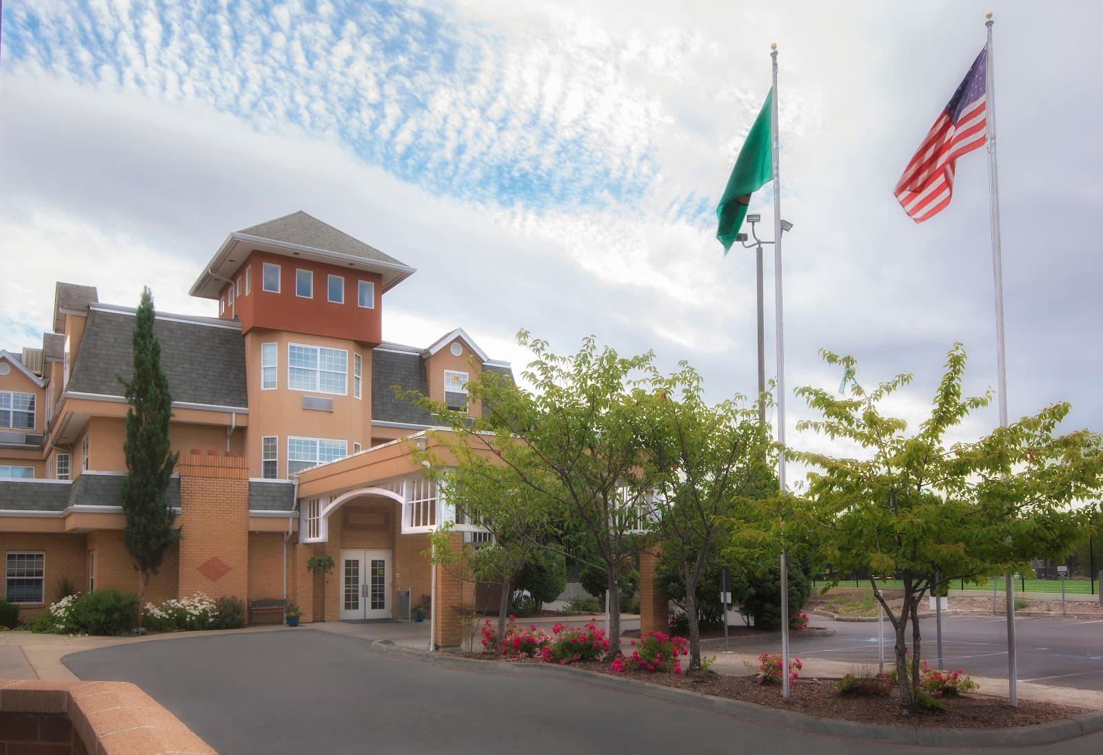Life Manor Independent Living (Mountainside)