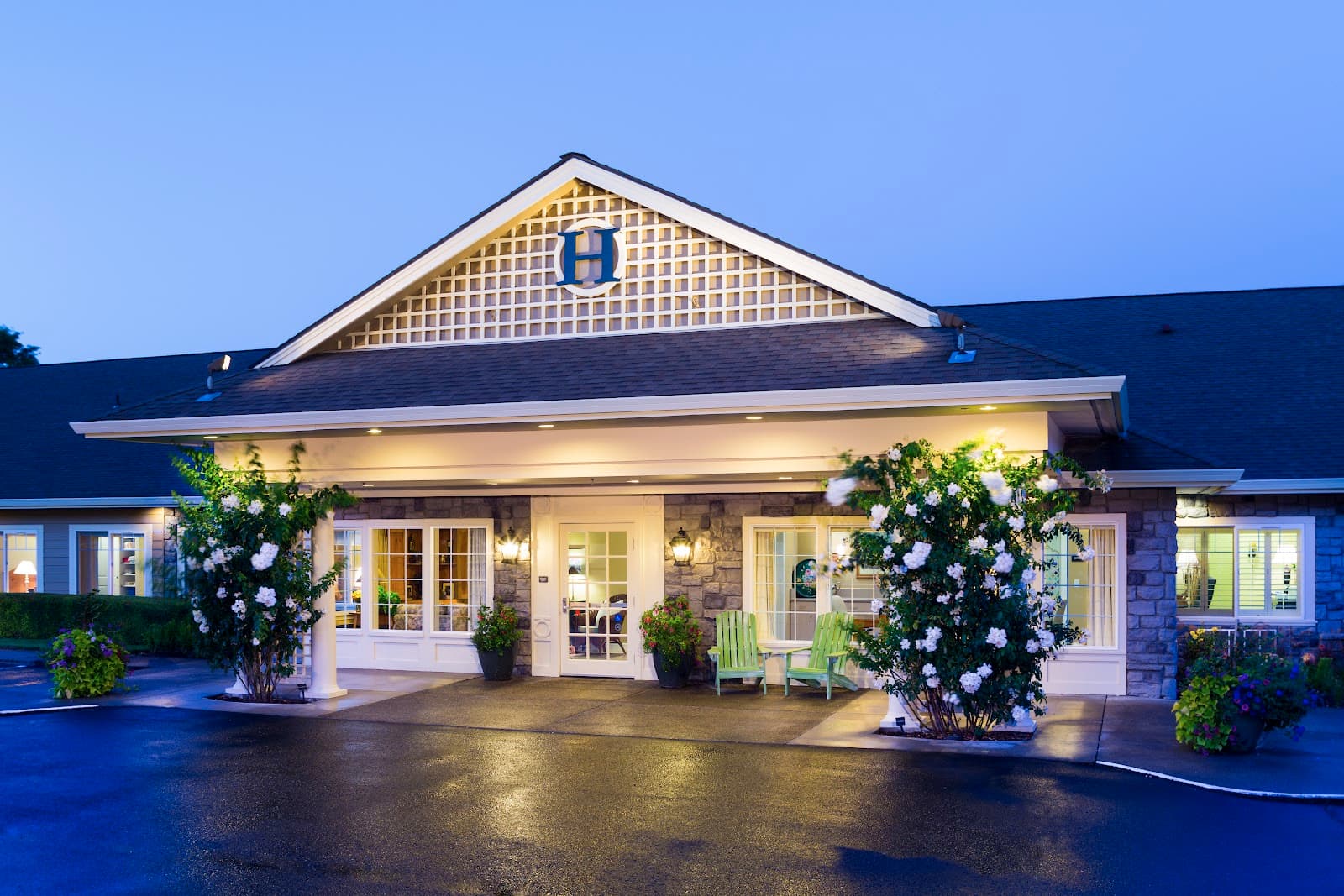 The Hampton and Ashley Inn Memory Care Community