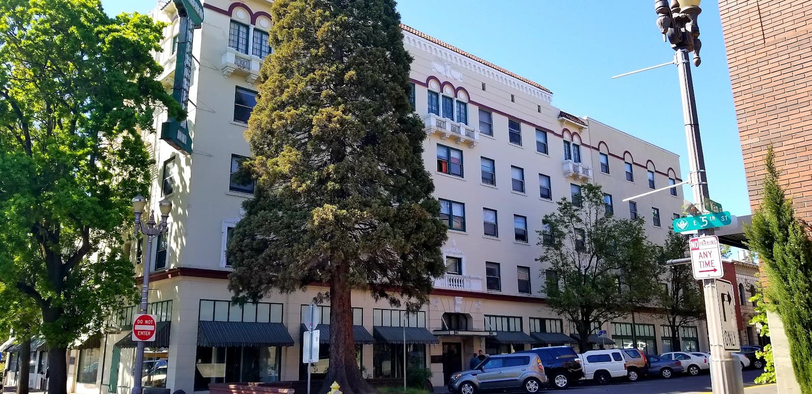 The Evergreen Inn