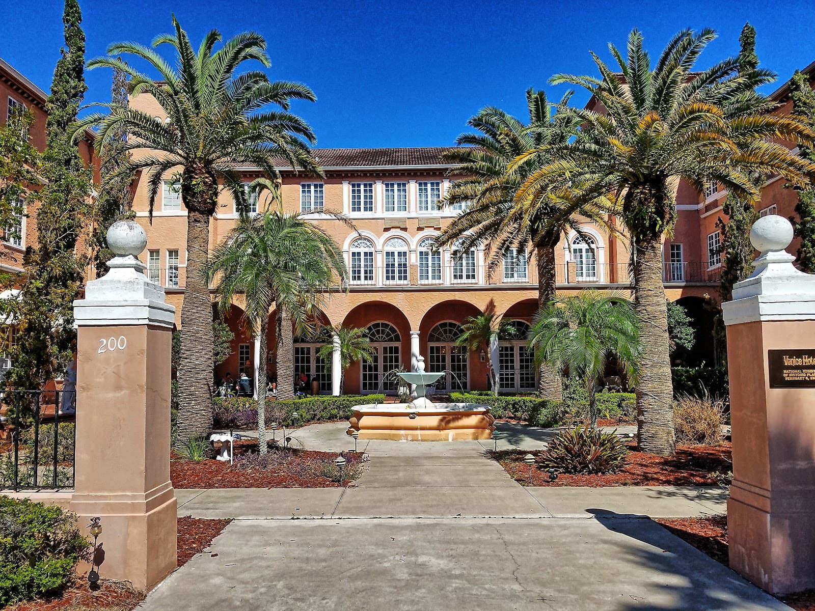 Summit at Venice Assisted Living & Memory Care