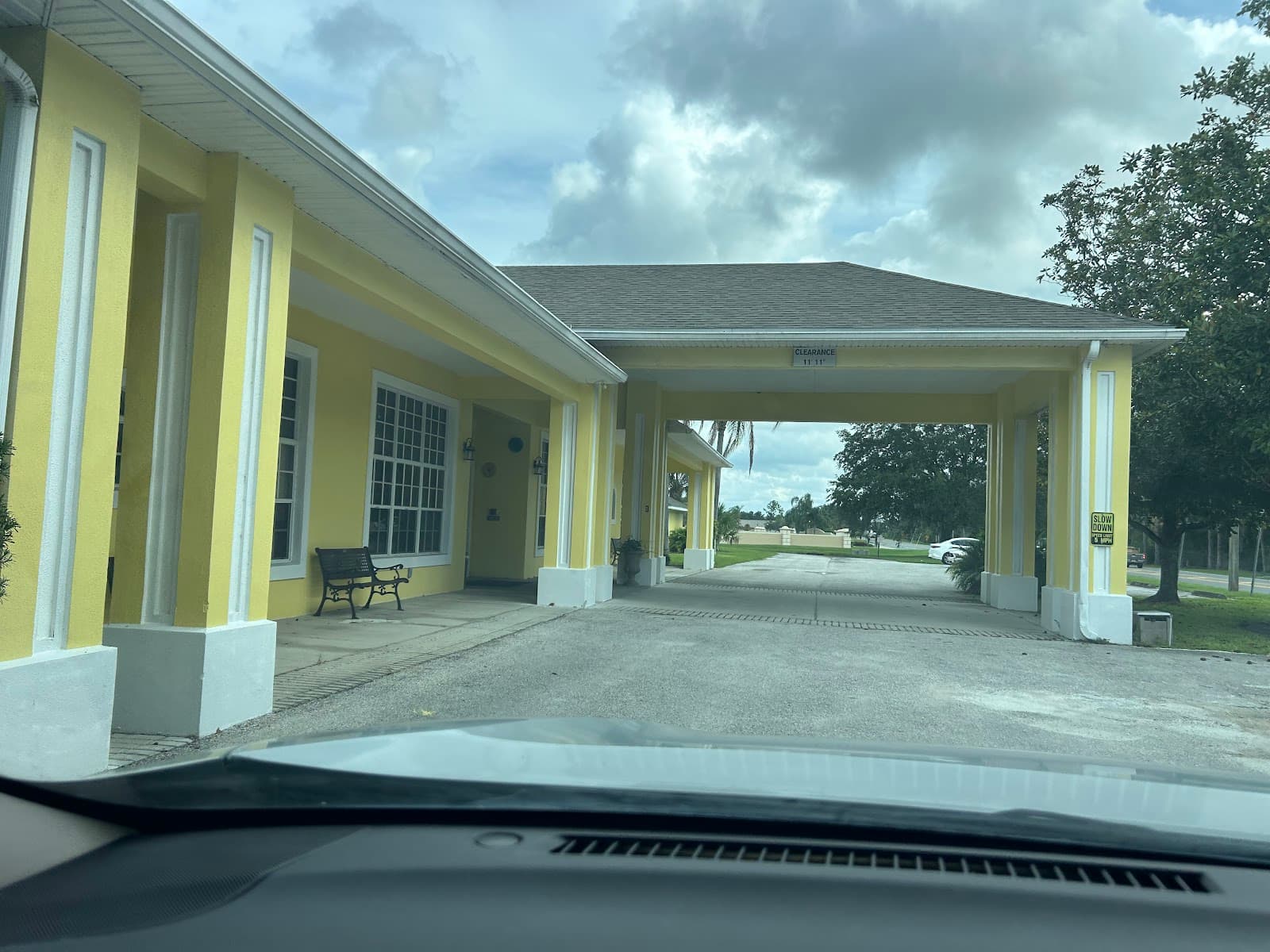 Hawthorne Inn