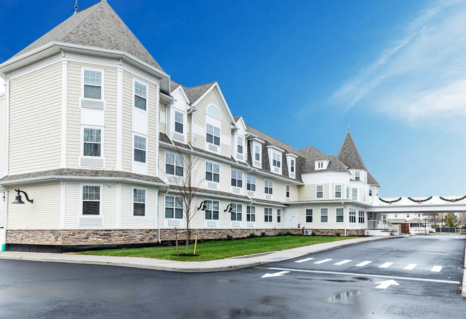 Netherbay at Bay Shore