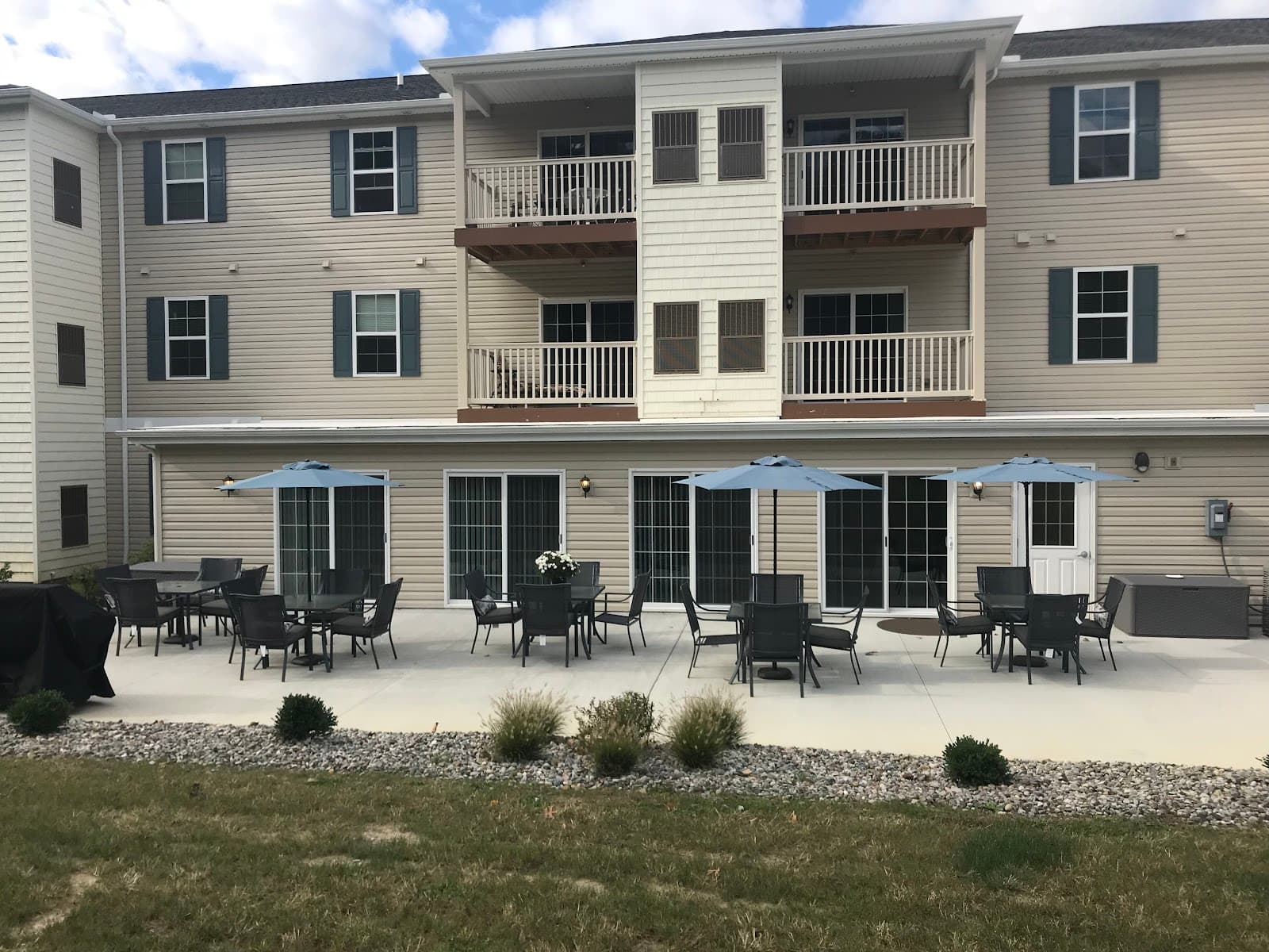 Lorain Pointe Senior Apartments