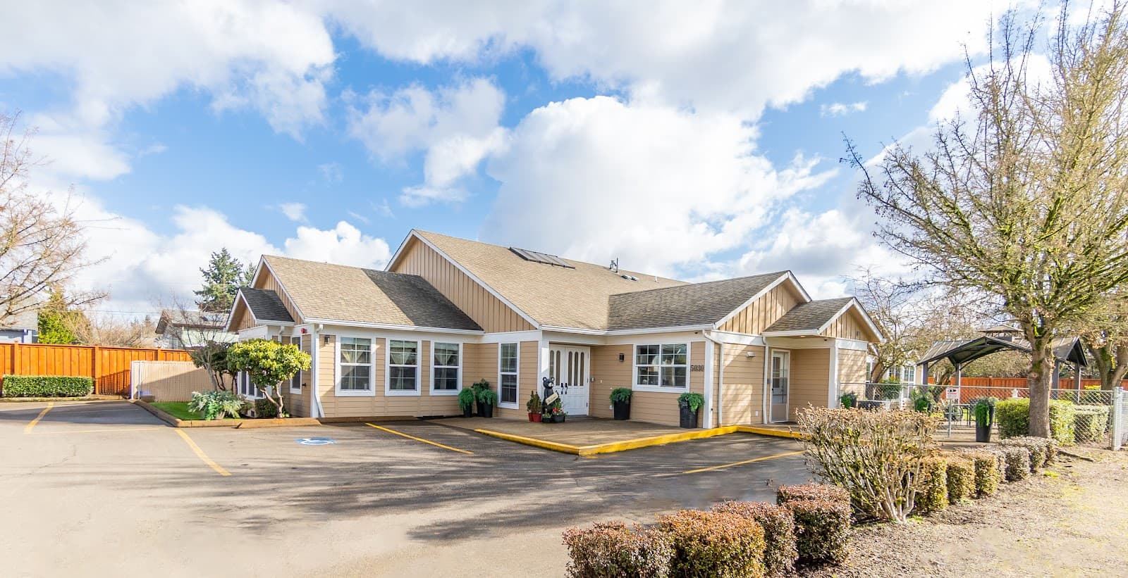 Oaktree Residential Living