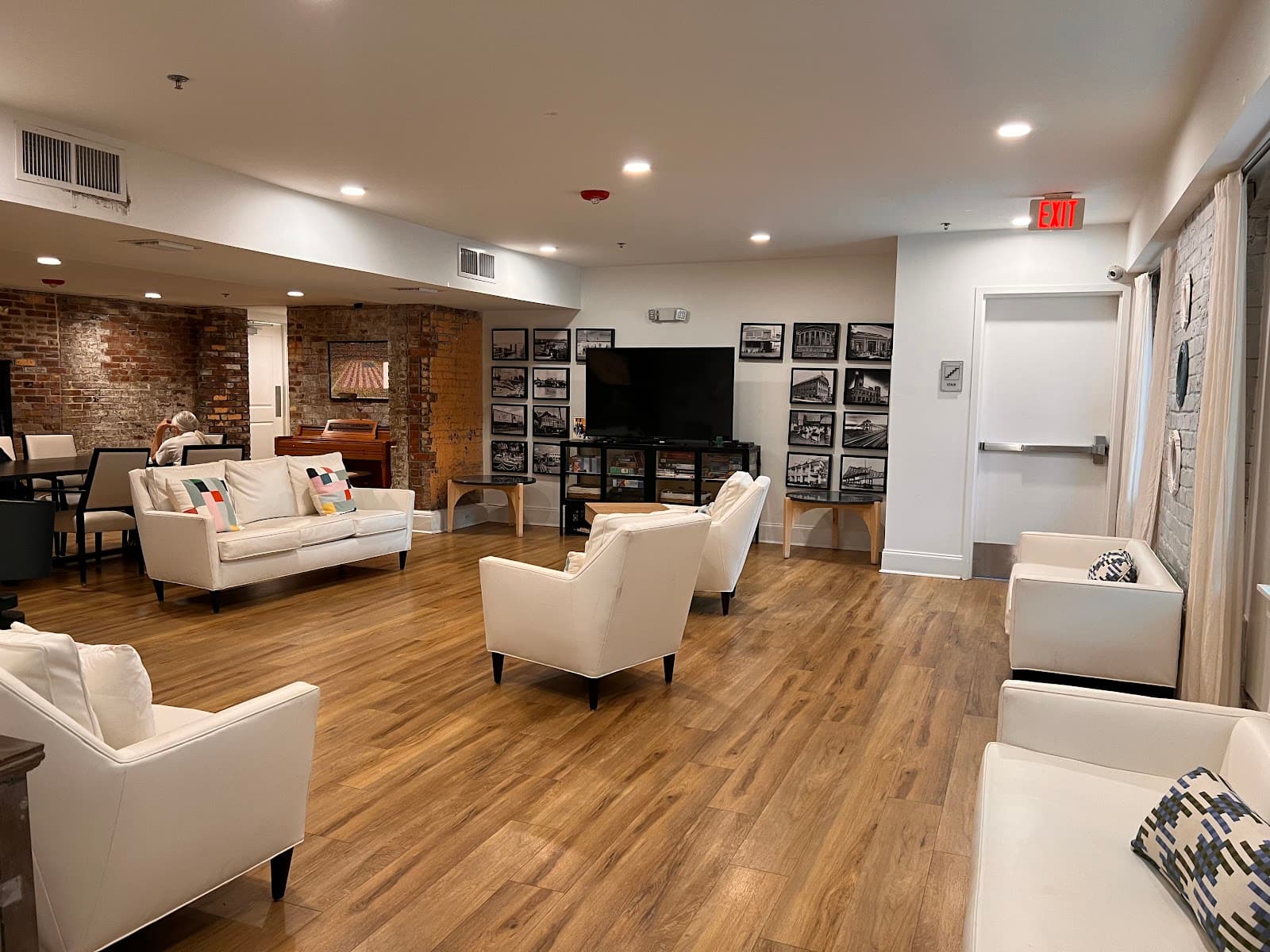 The Suites at Algiers Point Assisted Living & Memory Care