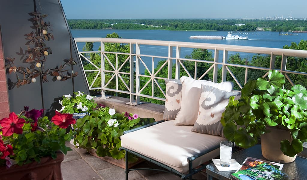 Lambeth House Retirement Community - Independent & Assisted Living