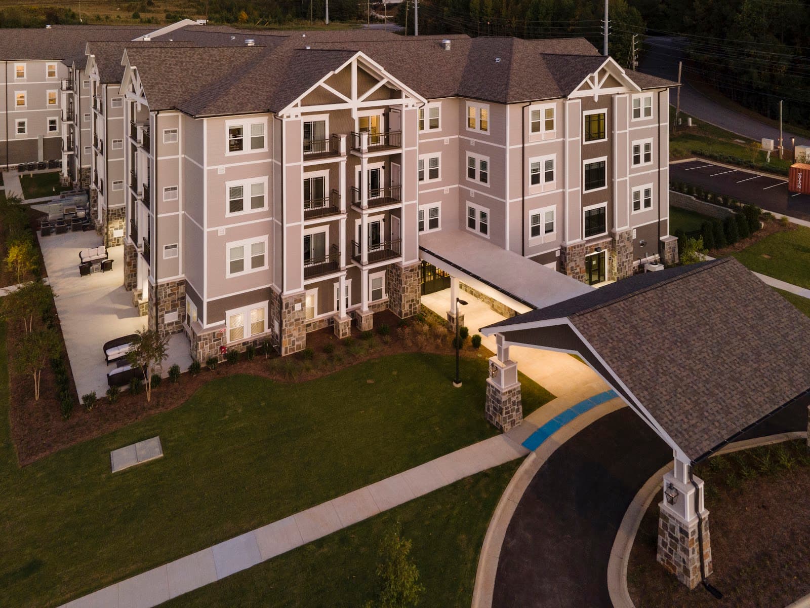 Monark Grove Greystone