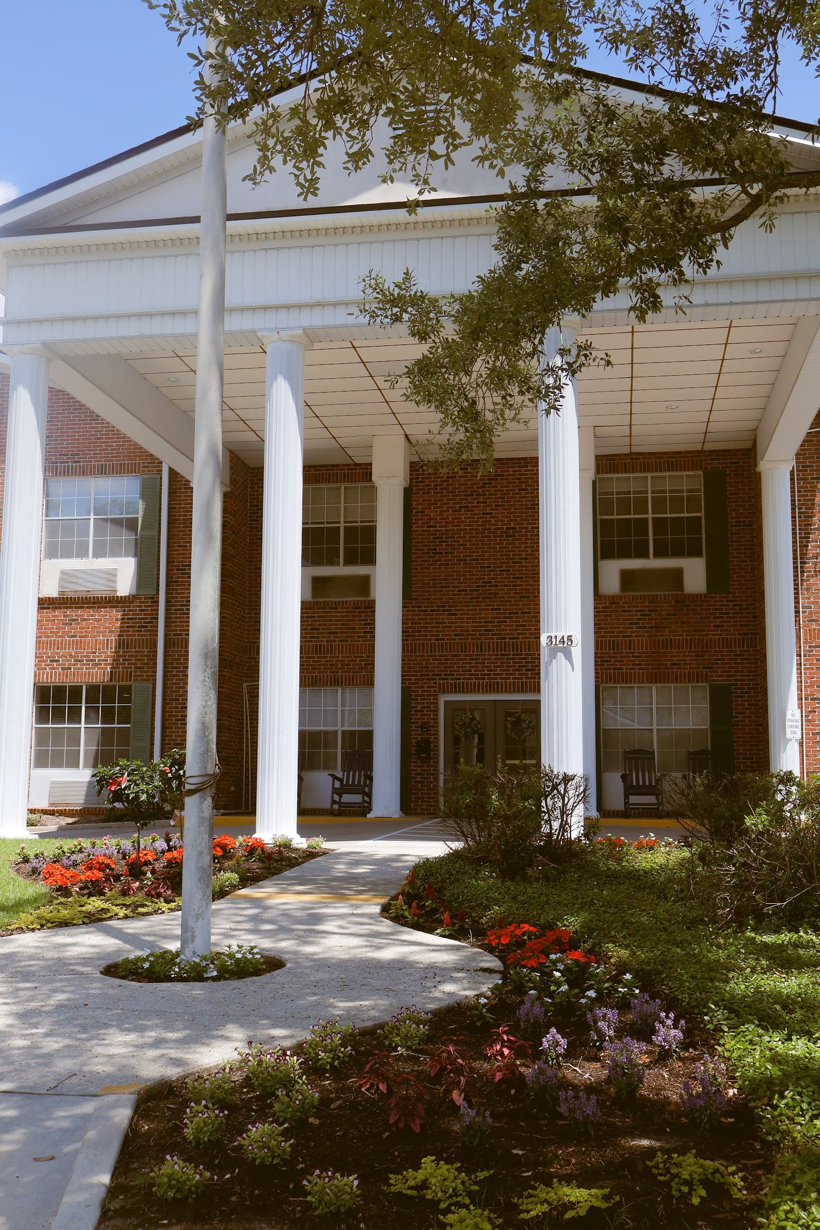 Gordon Oaks Senior Living Community
