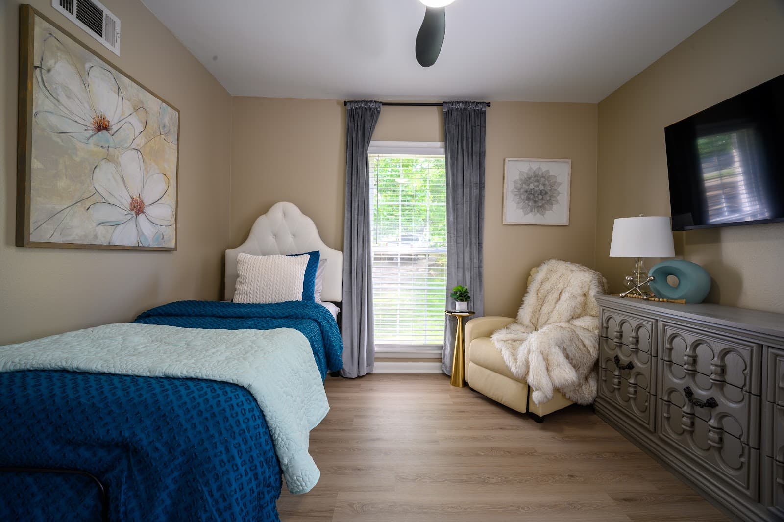 Legacy Blooms Senior Solutions