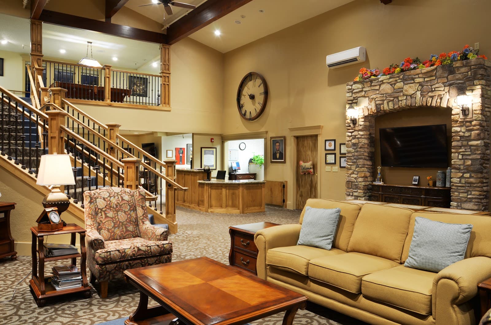 Lincoln Court Assisted & Senior Living