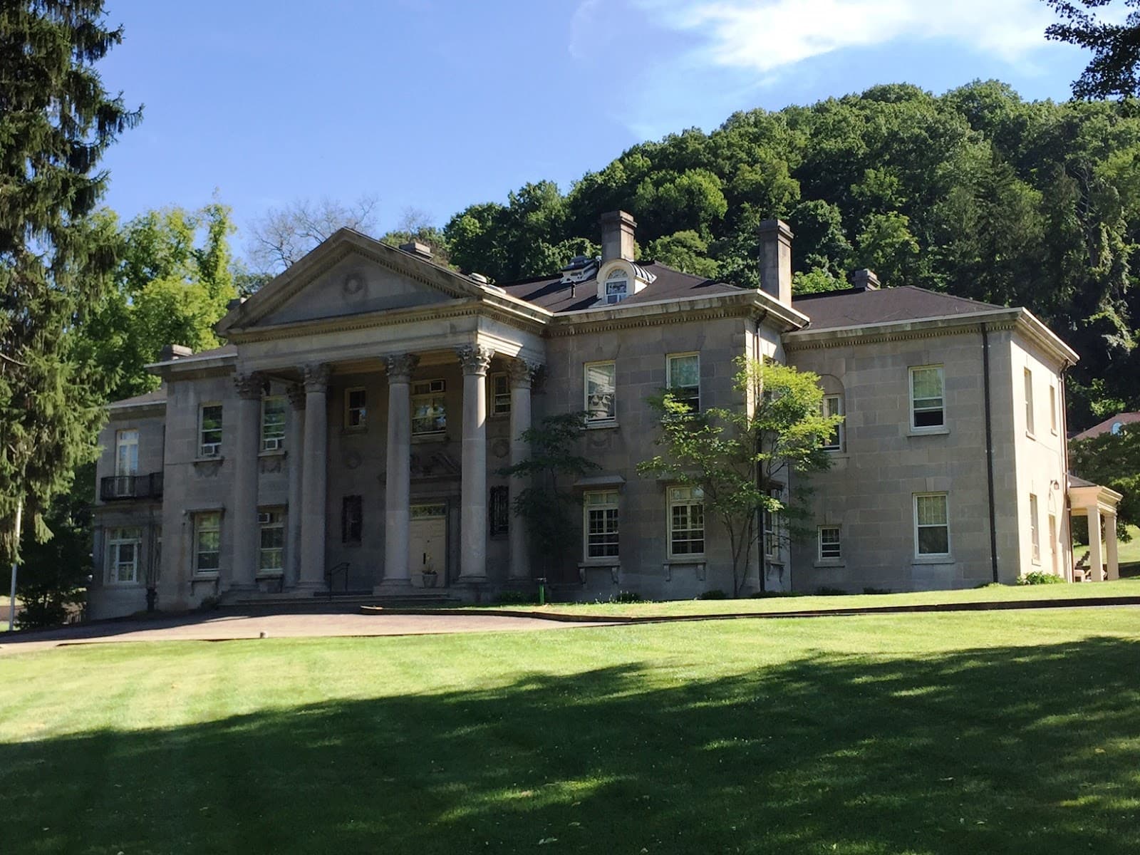 Altenheim Retirement Community / Resource & Referral Services