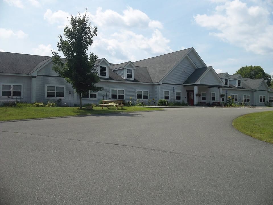 Inn At Deerfield