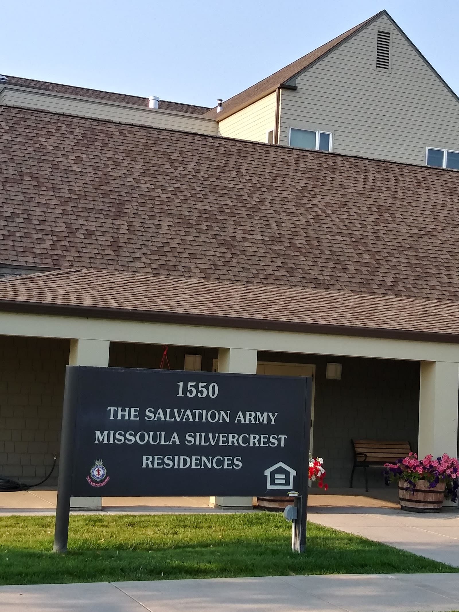Silver Crest Apartment Community